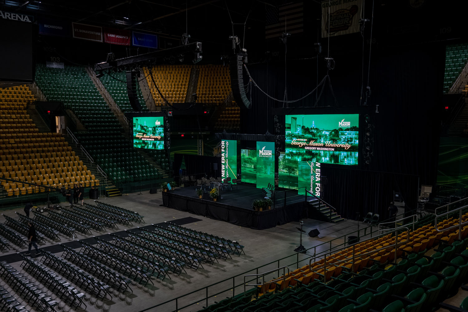 LED Wall alt text